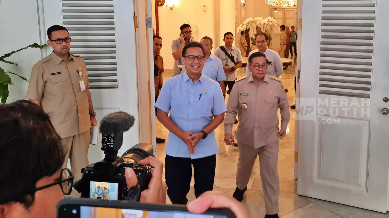 Gubernur Pramono Siapkan Parkir Sandar Gratis Rumah Sakit Apung di Pelabuhan Muara Angke