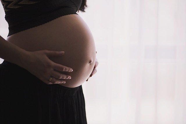 Jangan pernah meledek fisik ibu. (Foto: Pixabay/Free-Photos)