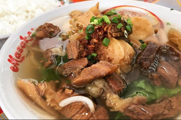 Jelajahi Kuliner Singkawang, Wajib Icip-icip di Tempat Makan Ini