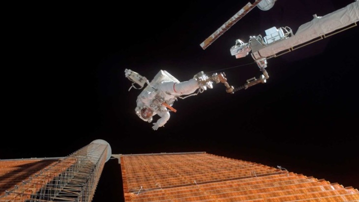 Astronaut: Persiapkan ini Sebelum Liburan ke Angkasa Luar