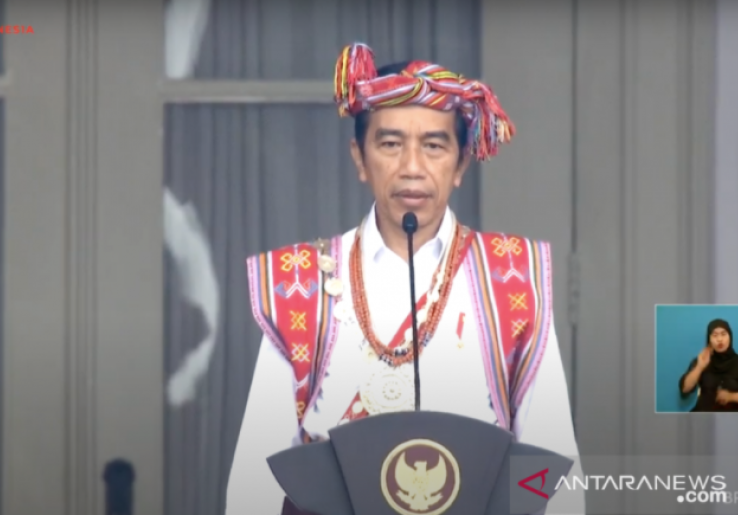 Makna Baju Adat yang Dikenakan Jokowi Saat Jadi Inspektur Upacara HUT RI