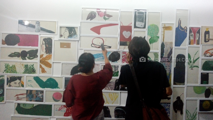 Puluhan Karya Tanpa Judul Padati Galeri Kertas Studio Hanafi