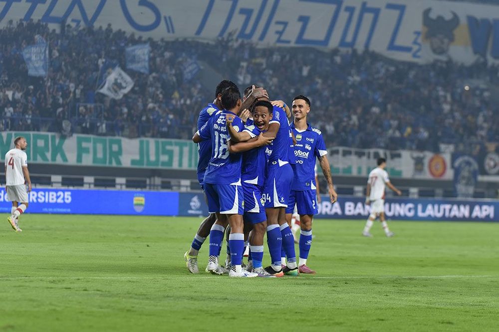 Hasil Persib vs Persis Solo: Maung Bandung Kembali Bersinar di BRI Super League 2025/26