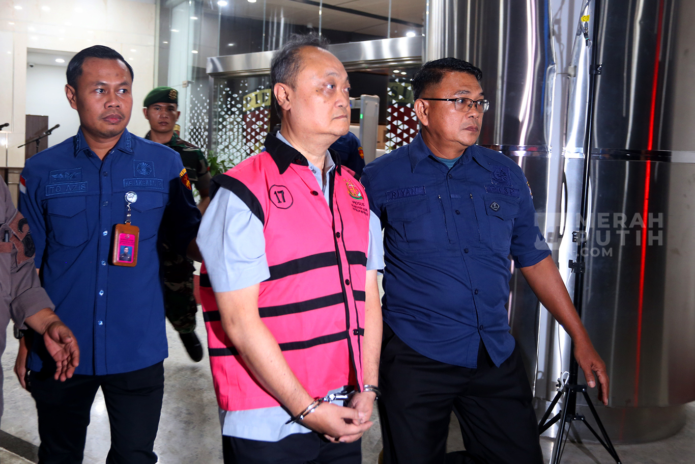 Kejagung Resmi Tahan 5 dari 7 Orang Tersangka Kasus Korupsi Petral Tahun 2008-2015 