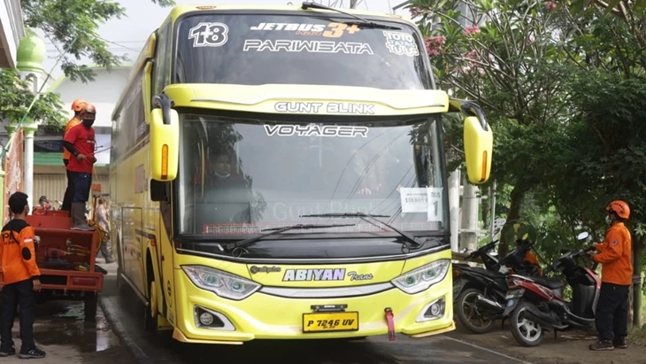 Lalui Prokes Ketat, 25 Ribu Santri Ponpes Lirboyo Kembali Masuk