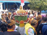 Tradisi Grebeg Besar Idul Adha: Gunungan di Masjid Agung Solo Raib dalam Hitungan Menit