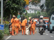 Pemprov DKI Terjunkan Ribuan Petugas Kebersihan Antisipasi Sampah Malam Tahun Baru