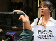 Suara Ibu Indonesia Datangi Polda Metro Jaya, Desak Polisi Bebaskan Mahasiswa yang Ditahan karena Demo