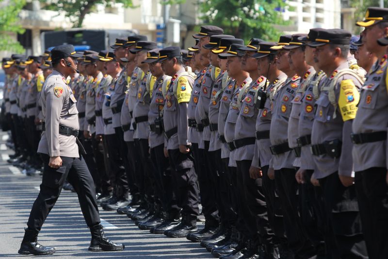 H-1 Pemilu, Ribuan Aparat TNI-Polri Sudah Mulai Disebar ke TPS