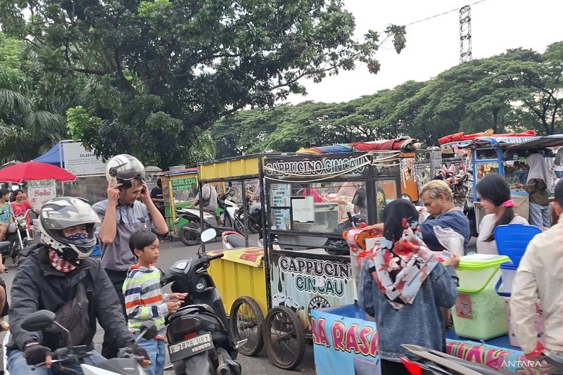 Berburu Takjil di BKT Jaktim, Wisata Kuliner Ngabuburit Ramadan