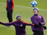 Dua Pemain Manchester City Positif COVID-19
