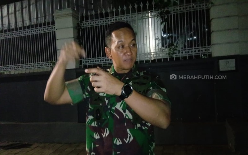 Wujudkan Suasana Damai dan Sejuk di Malam Takbiran, Aparat TNI Patroli Keliling Ibu Kota
