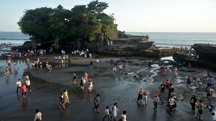 Suasana Tanah Lot, Bali