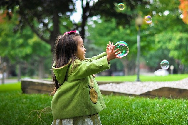 Mengenal AHA dan DHA, Asupan Penting untuk Tumbuh Kembang Anak