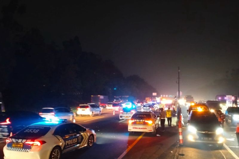 Kendaraan Lewat Tol Cipali Capai 97.717 Unit Jelang Natal