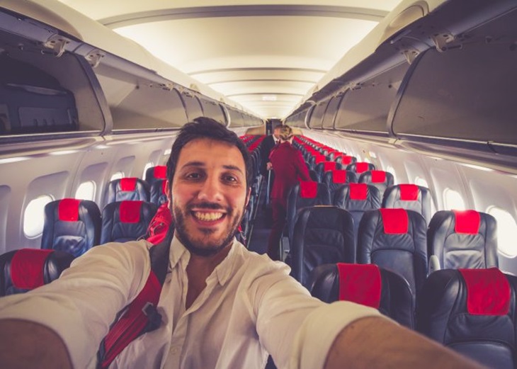 selfie di pesawat