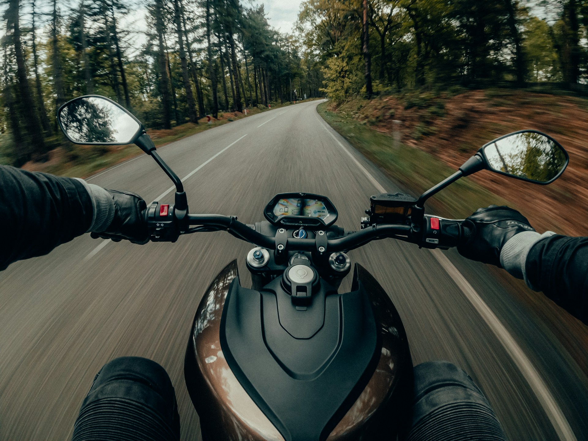 3 Alasan Mengapa Harus Ganti Oli Motor Tepat Waktu, Jangan Tunggu Rusak!