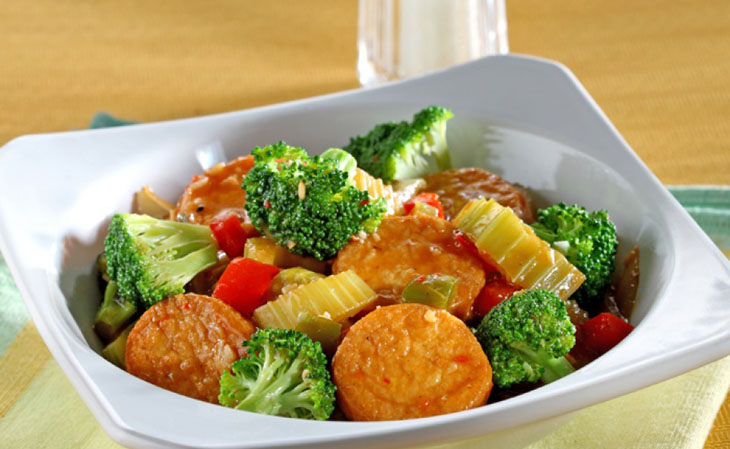 Pedas dan Manis, Brokoli Saus Bangkok Bikin Makan makin Meriah