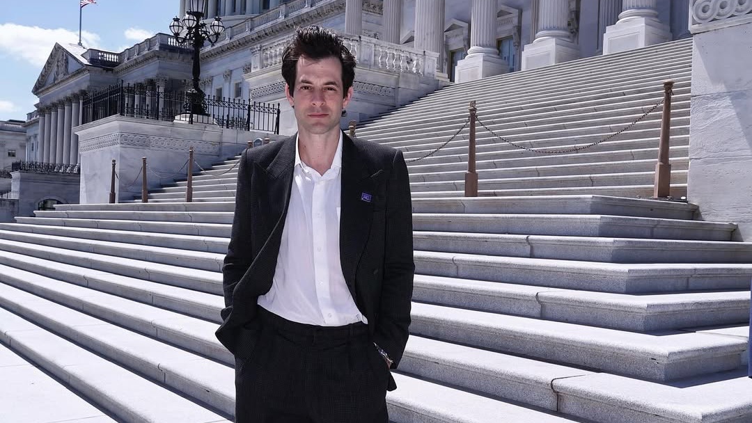 Lirik Lagu 'Nothing Breaks Like A Heart' Mark Ronson, Abadikan Tentang Kebakaran di Los Angeles Pada 2018