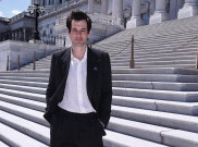 Lirik Lagu 'Nothing Breaks Like A Heart' Mark Ronson, Abadikan Tentang Kebakaran di Los Angeles Pada 2018