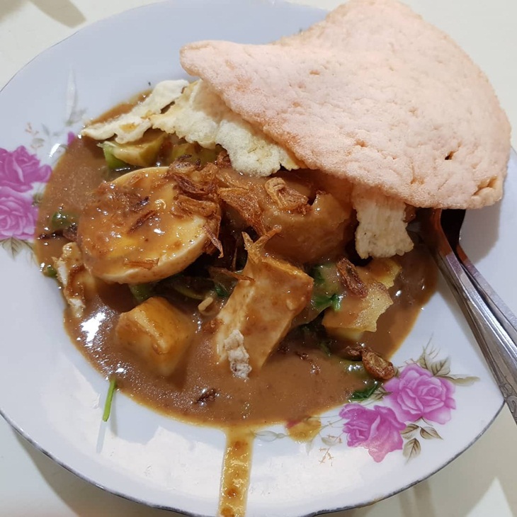 Gado-gado Bon Bin. (Foto: instagram.com/suharyanti.w)