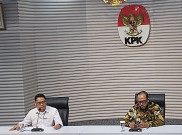 Bupati Situbondo Karna Suswandi Ditahan KPK