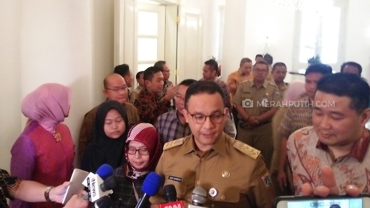 Didampingi Anies, BPJS Ketenagakerjaan Beri Santunan pada Keluarga Naufal Rasyid