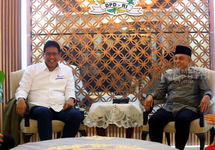 Menkeu Purbaya Sambangi Wakil Ketua DPD Tamsil Linrung Bahas UU HKPD 