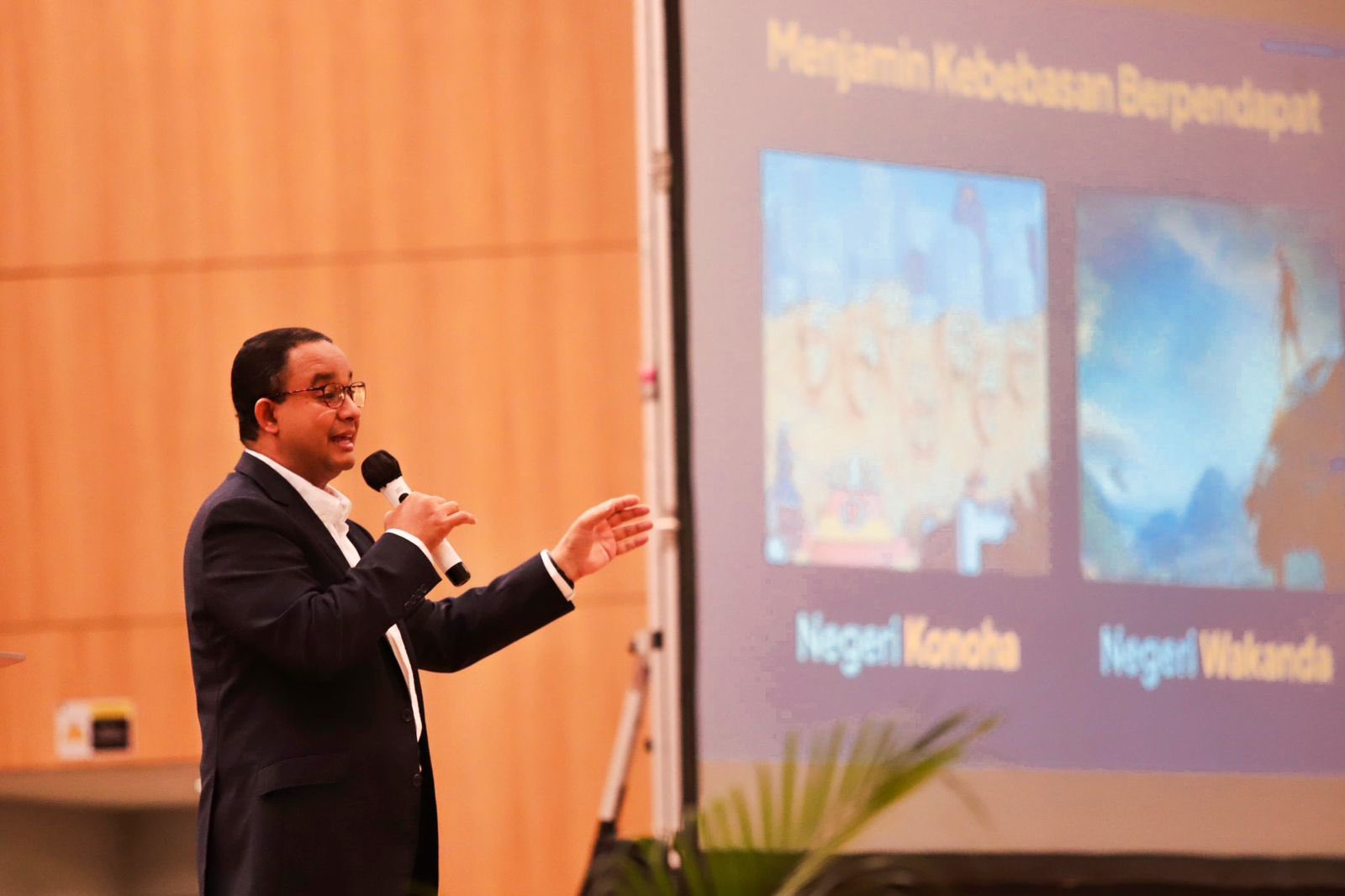 PKS Tetap Usung Anies Baswedan