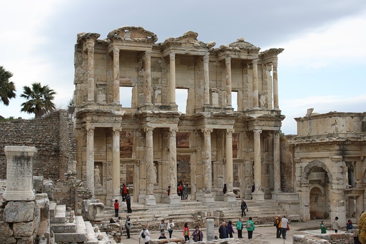Kota Yunani kuno Ephesus. (Foto: Pixabay/Tivistar)