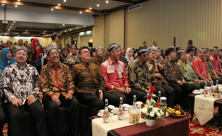 Arsip Nasional Republik Indonesia memberikan penghargaan kepada Pemda seluruh Indonesia di Solo