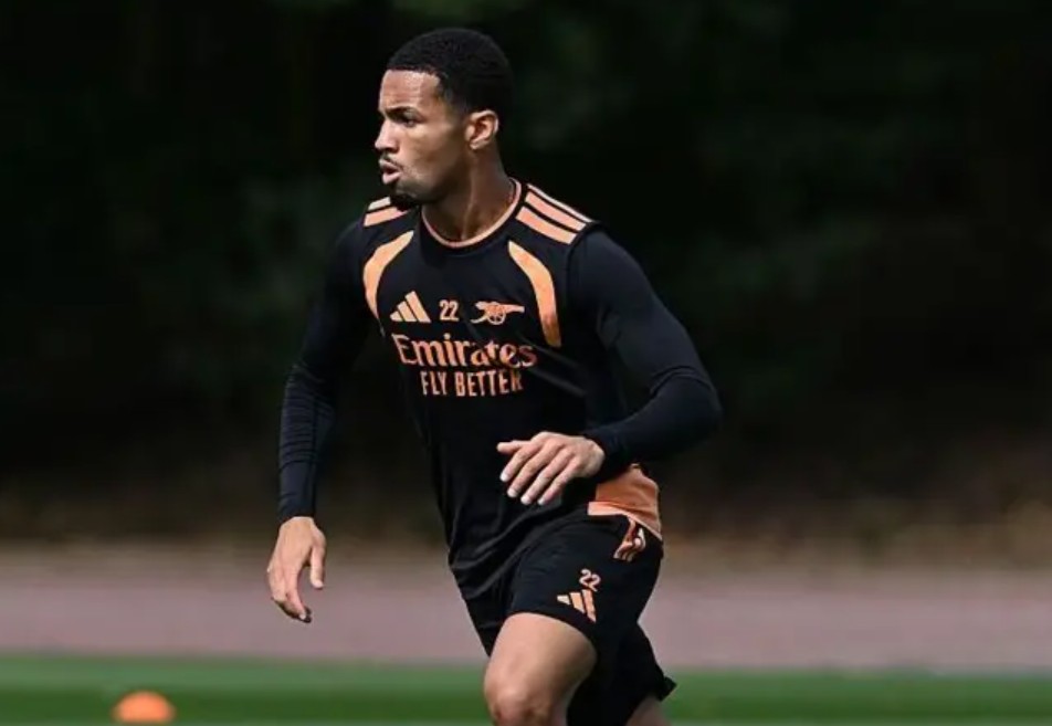 Persaingan Lini Depan Arsenal Ketat, Ethan Nwaneri 'Disekolahkan' ke Dortmund