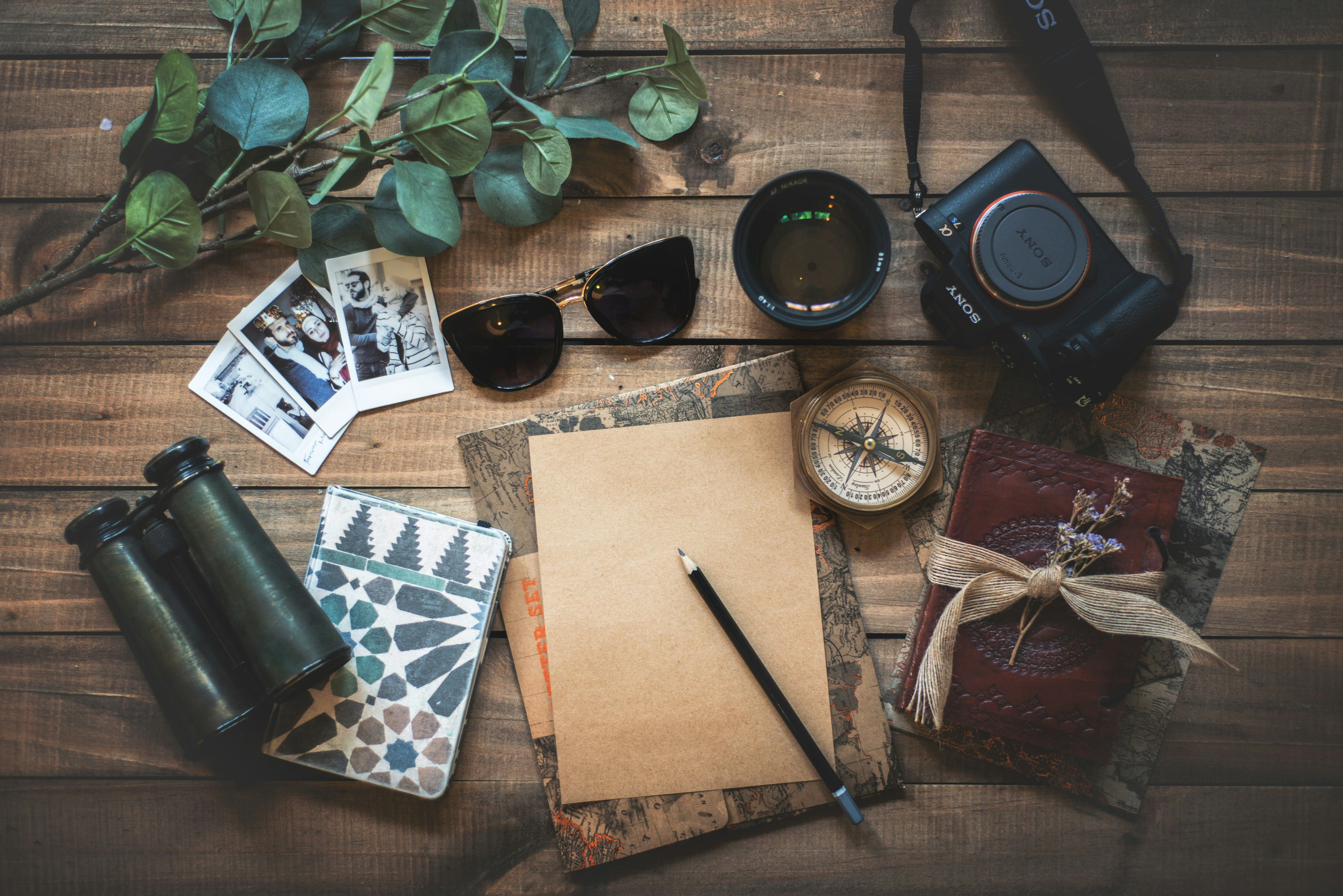 Apa Itu Staycation? Katanya Perlu Banget Dicoba
