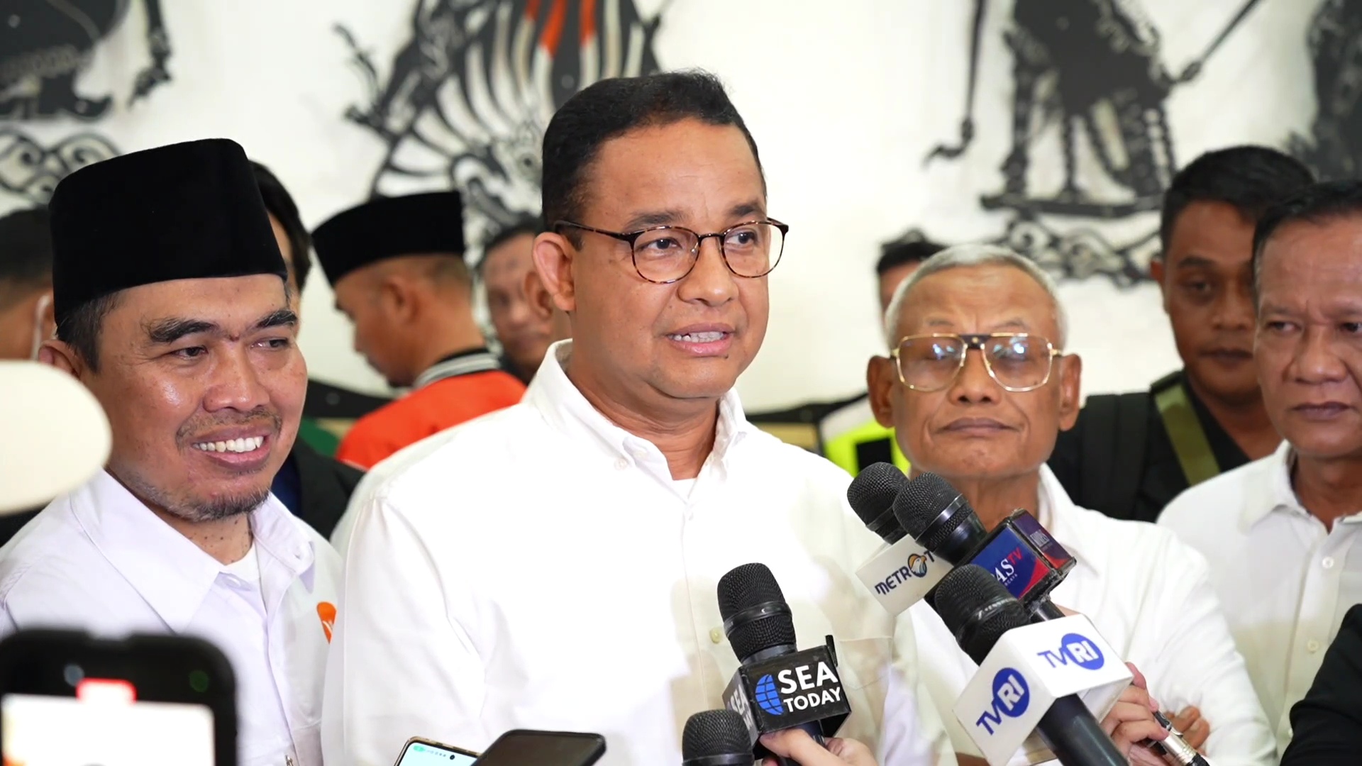 Anies Ucapkan Selamat Ulang Tahun untuk Megawati: Figur Kokoh Jaga Konstitusi dan Demokrasi