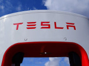 Harga Mobil Tesla di AS Naik