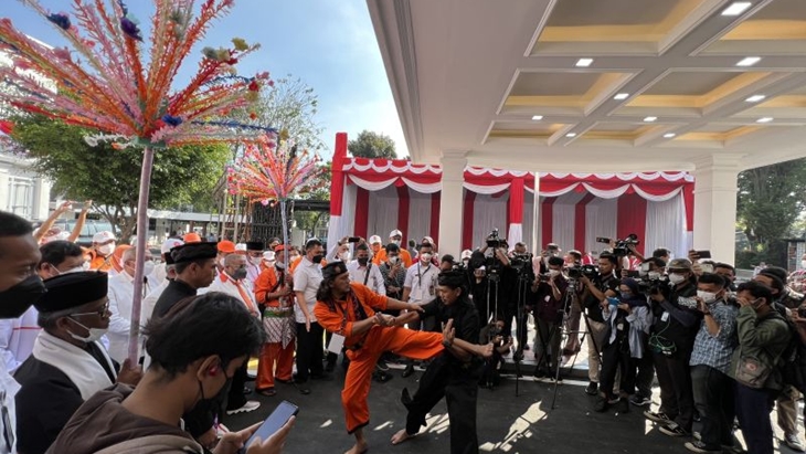 8 Tim KPU Kawal Pendaftaran Calon Peserta Pemilu Hari Pertama
