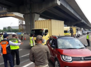 Pemeriksaan SIKM di Beberapa Pos Bikin Ruas Jalan Tol Macet
