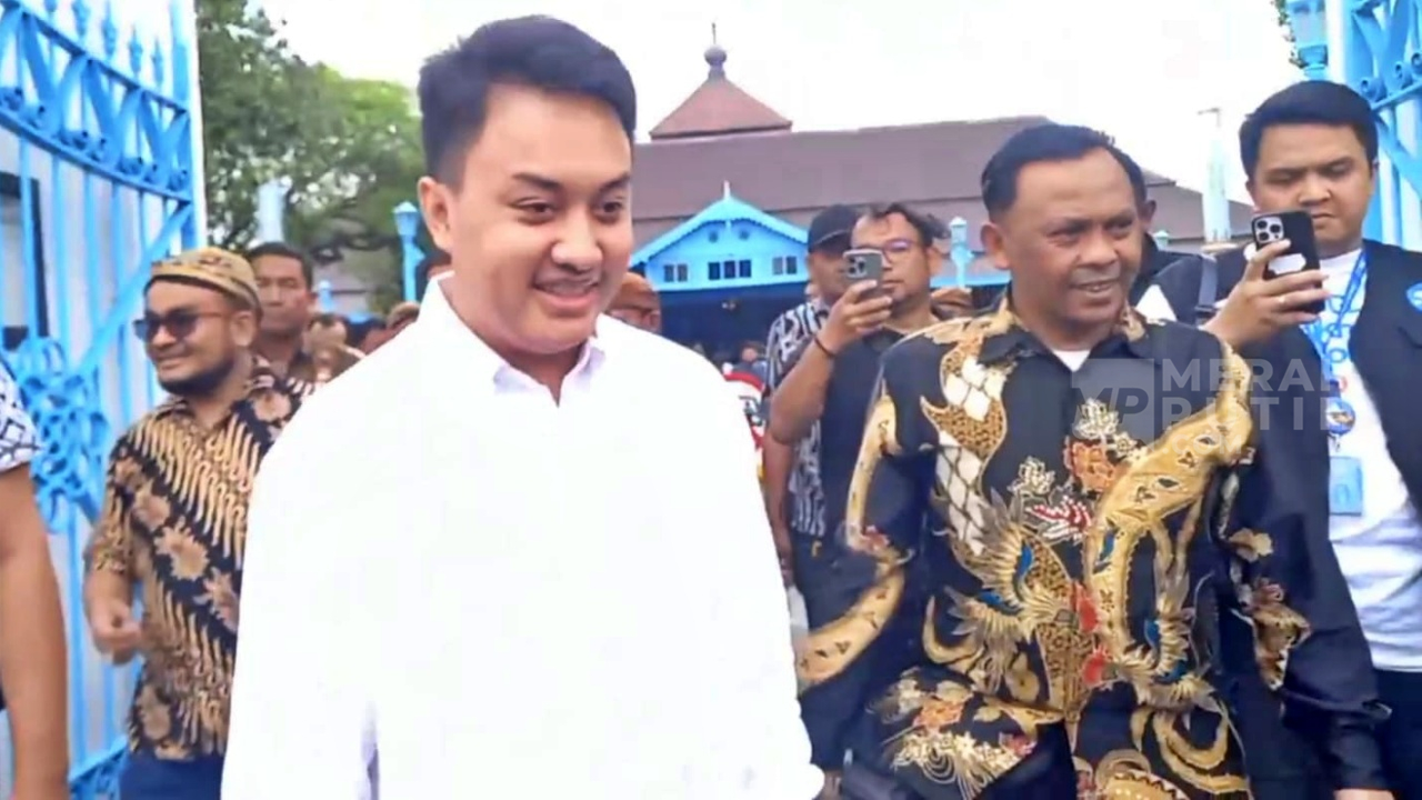PN Solo Kabulkan Perubahan Nama KGPH Puruboyo Jadi Pakubuwono XIV di KTP