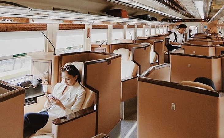 Penampakan kereta bertempat tidur