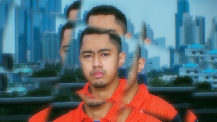 Merenungkan Makna Mencari Kebahagiaan Bersama Laze di 'Simulasi Harta Tahkta'