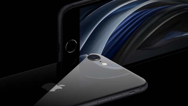 Harga iPhone SE mulai dari Rp 6,3 juta. (Foto: Apple)