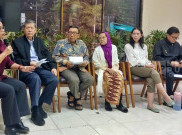 Kontroversi Gelar Pahlawan untuk Soeharto, Bivitri Susanti: Alarm Bahaya bagi Demokrasi