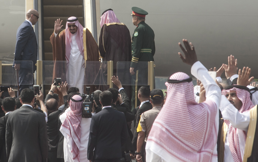 Siapa Romo Venus yang Fasih Bicara Bahasa Arab dengan Raja Salman?