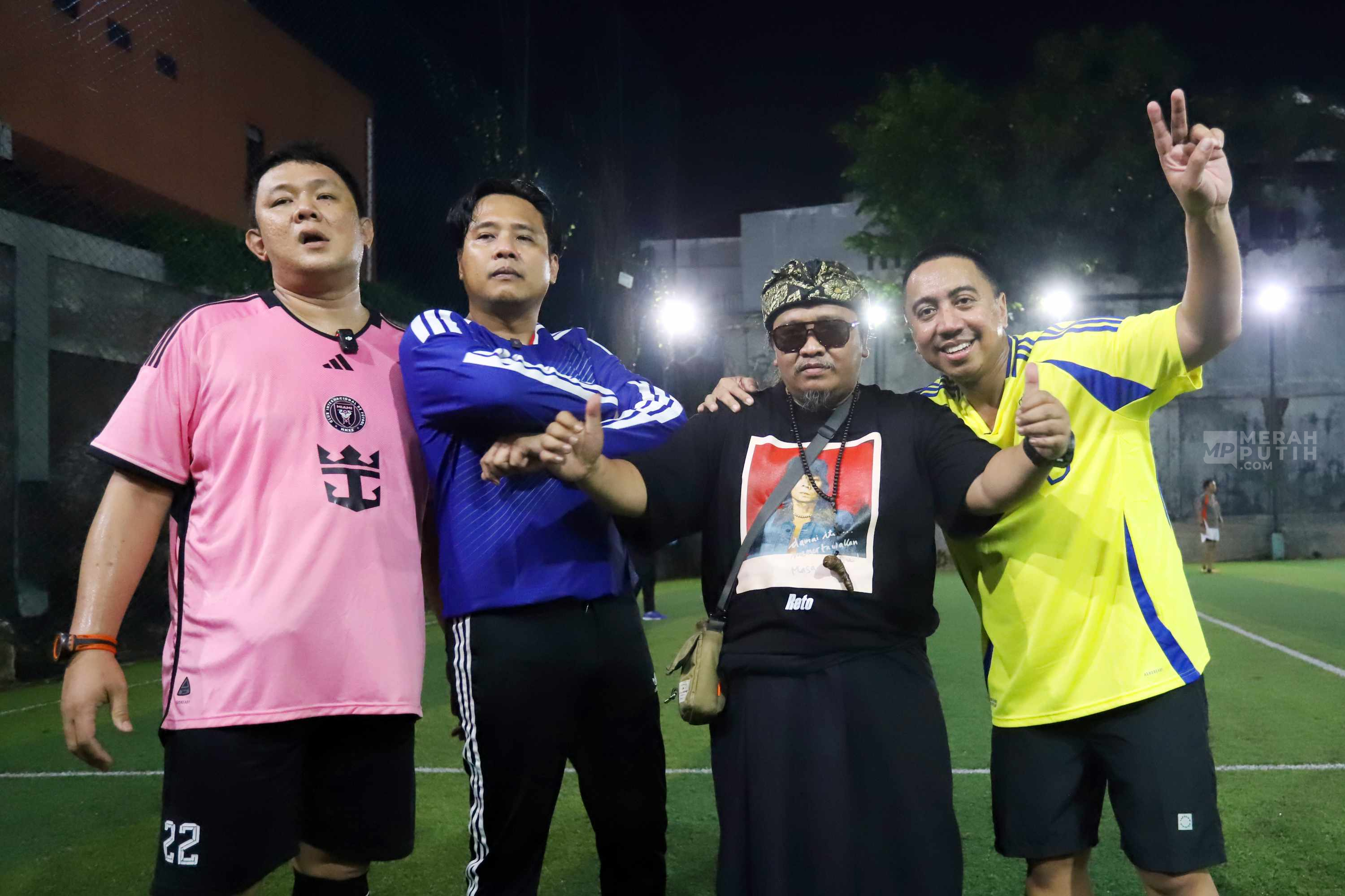 Keseruan Fun Mini Soccer Konten Kreator Dukung Jersey Produk UMKM Lokal 