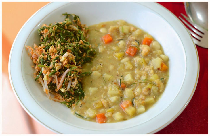 Bubur Sop Favorit Raja Deli Hangatkan Ramadan