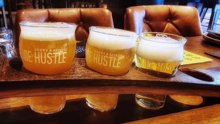 UEA Buka Pabrik Minuman Beralkohol Skala Rumahan Pertama di Abu Dhabi