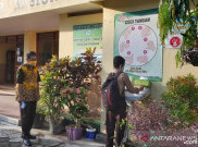 Kasus COVID-19 Tinggi, DPR Minta Pemerintah Tunda Sekolah Tatap Muka