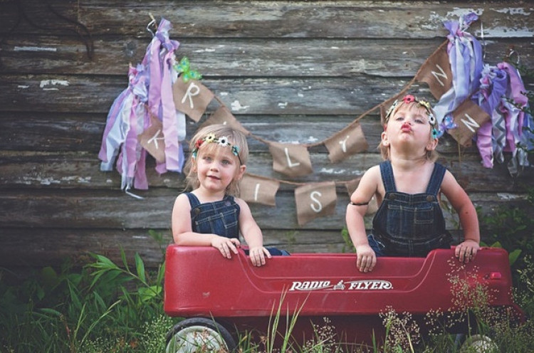 Sebelum USG, Kamu Bisa Tahu Ciri-Ciri Hamil Anak Kembar Berikut Ini