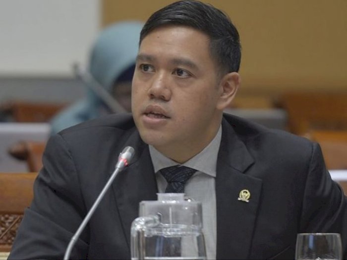 Anggota Komisi I DPR RI dari Fraksi Partai Golkar, Dave Laksono. (Instagram/davefikarno)
