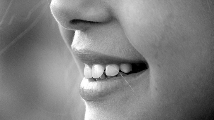 Stres Bisa Timbulkan Kebiasaan Bruxism